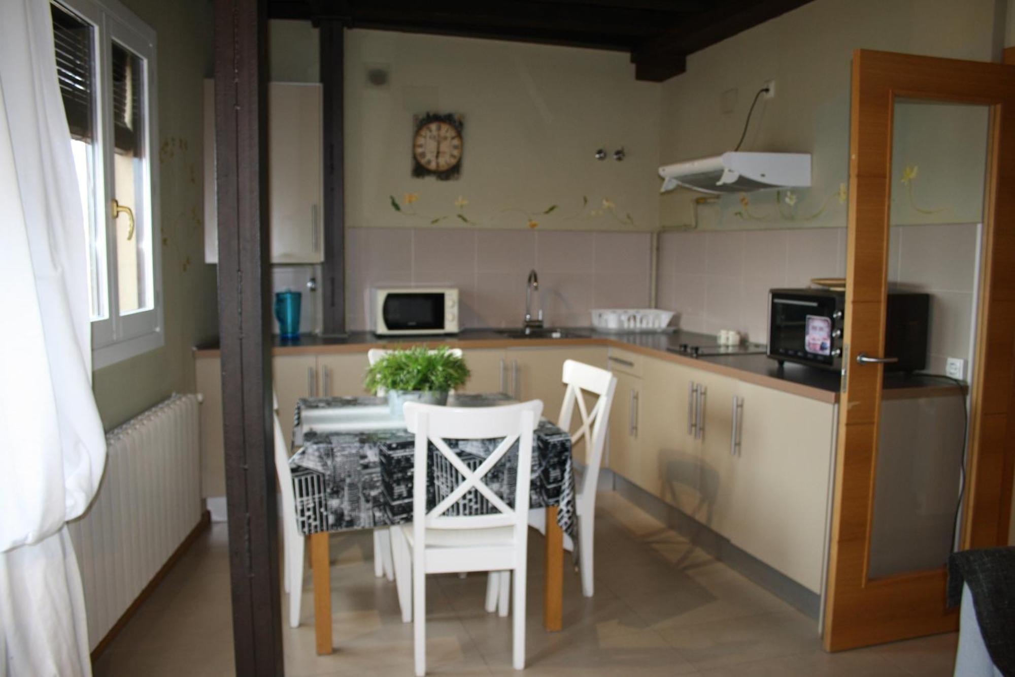 Refitoleria Apartamentos Segovia Exterior photo